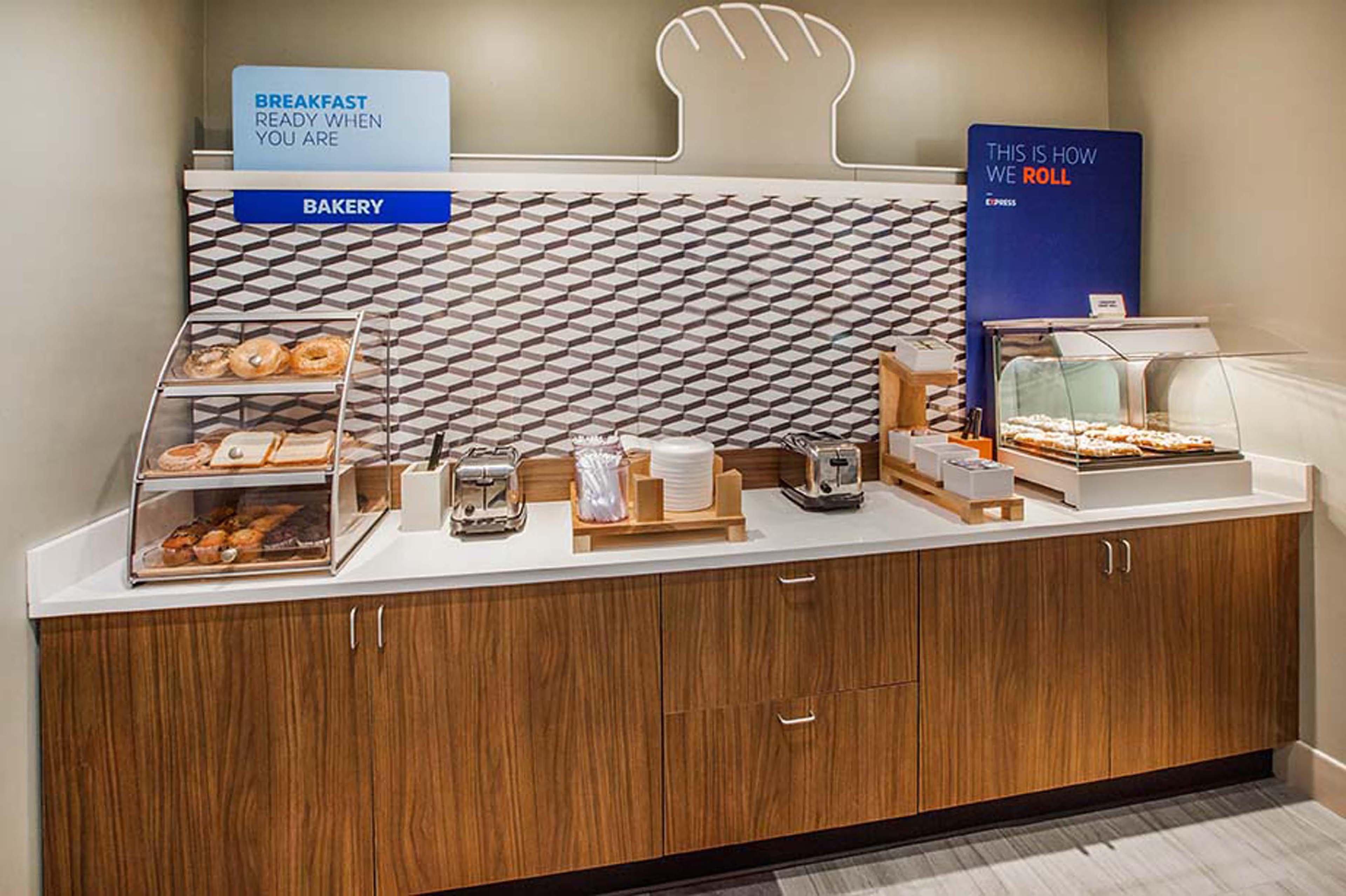 Holiday Inn Express & Suites Farmington Hills - Detroit By Ihg Exteriér fotografie