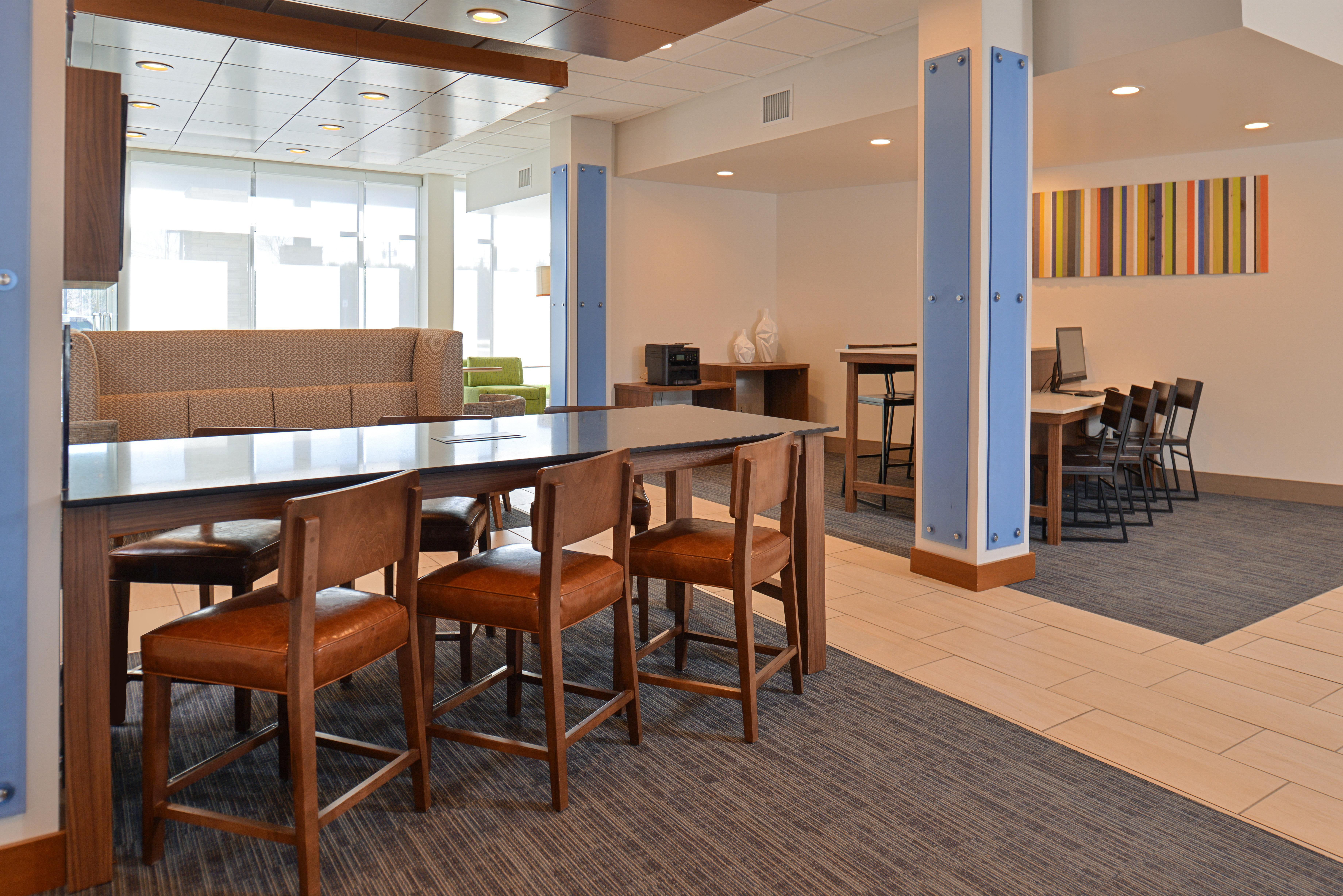 Holiday Inn Express & Suites Farmington Hills - Detroit By Ihg Exteriér fotografie
