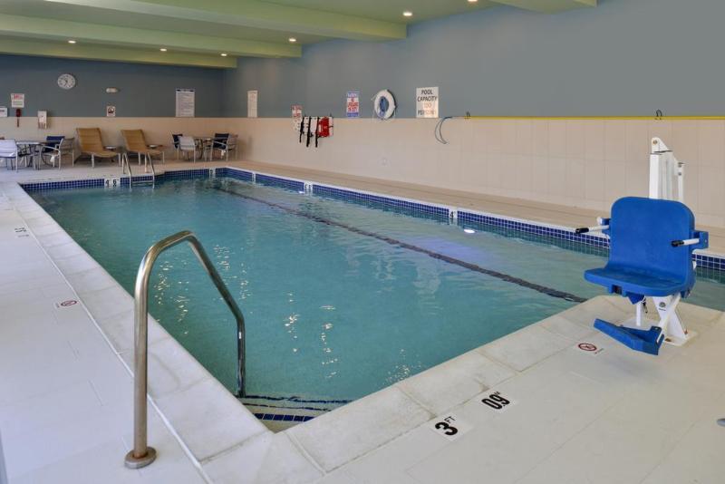 Holiday Inn Express & Suites Farmington Hills - Detroit By Ihg Exteriér fotografie